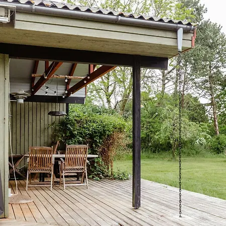 Traditional With Garden Near Water Ferienhaus Nykøbing Sjælland